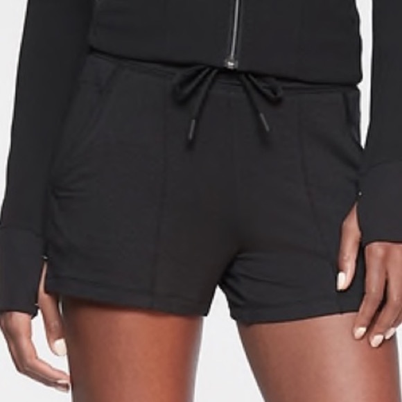 Athleta Pants - Athleta Bliss Shorts